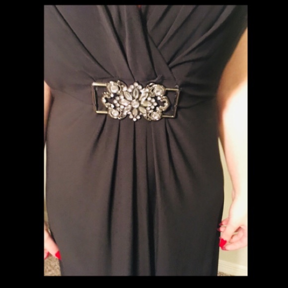 Formal maxi dress by Scarlett nite - Picture 3 of 8